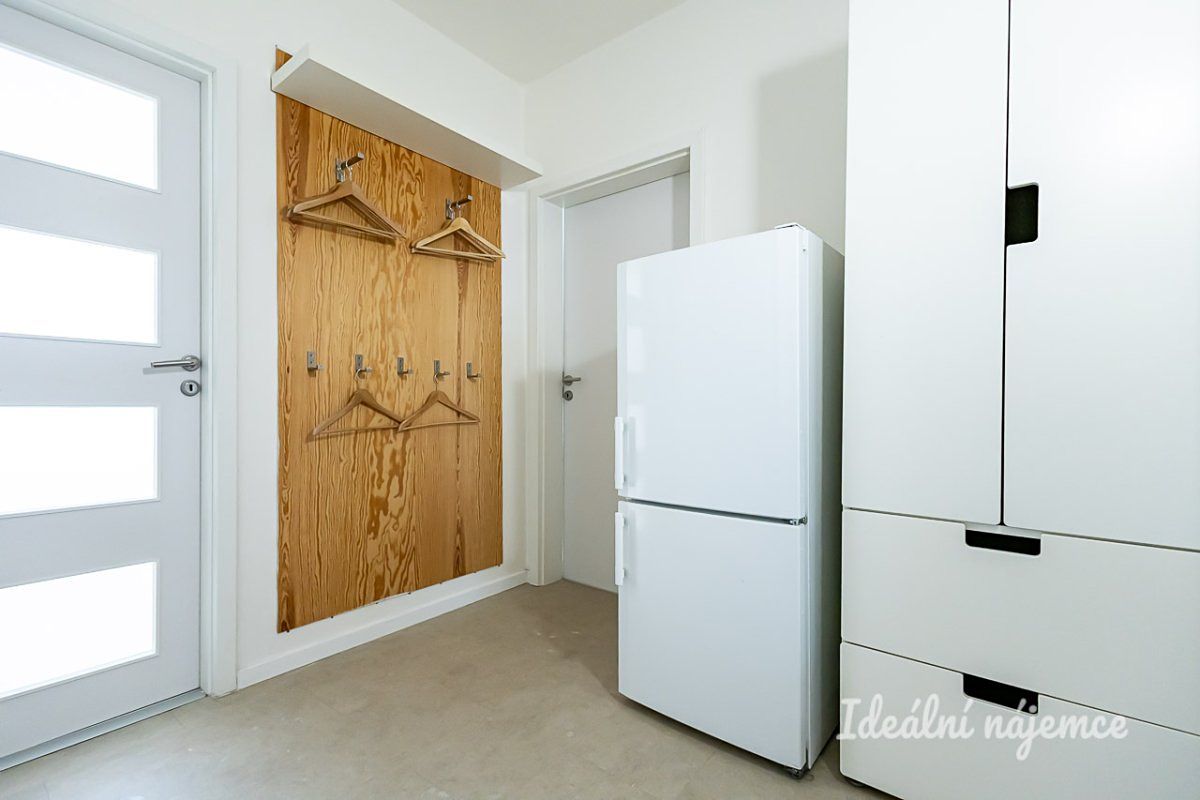 Pronájem bytu 2+kk 48 m² – fotografie 2