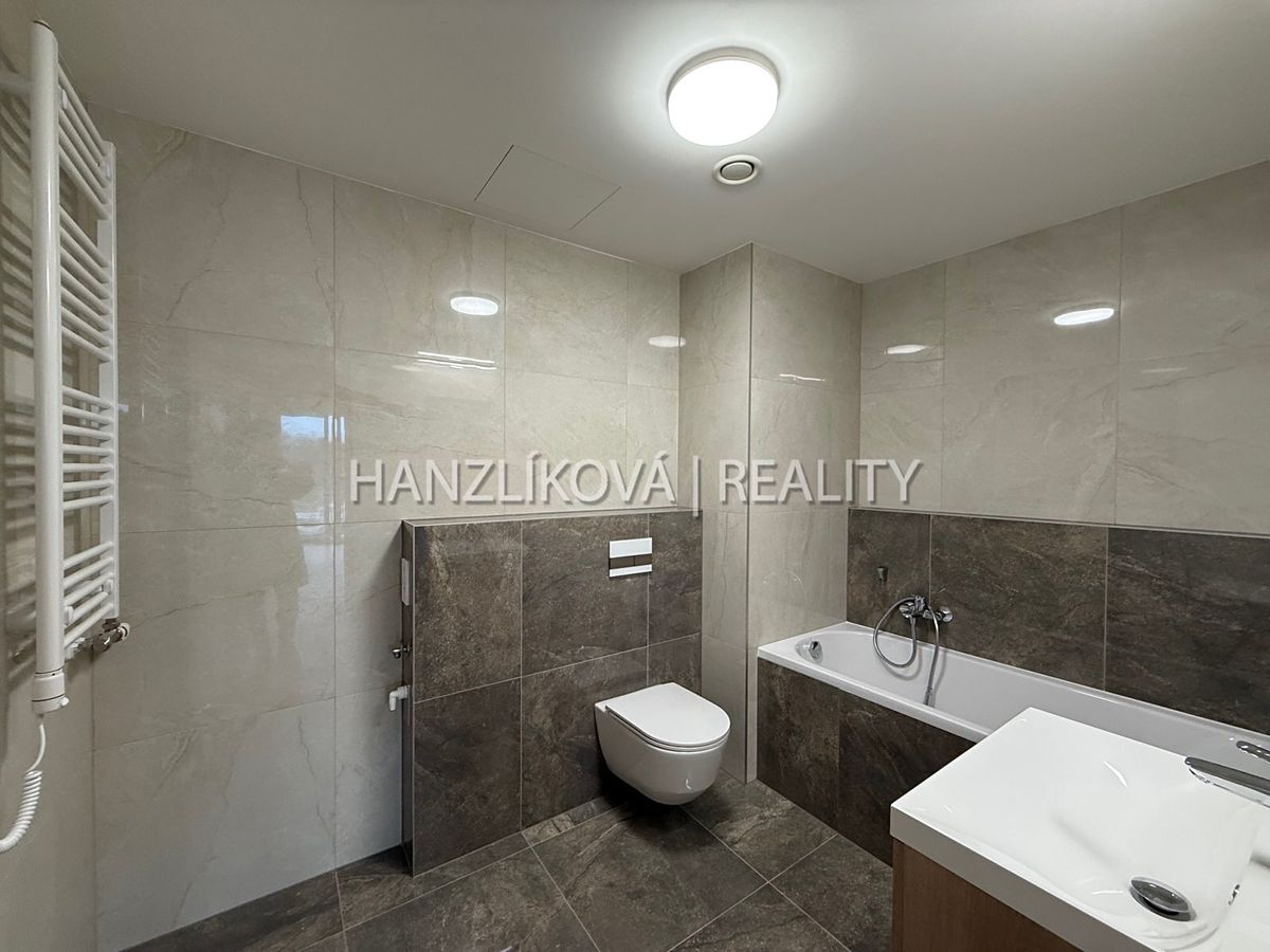 Pronájem bytu 3+kk 80 m² – fotografie 5