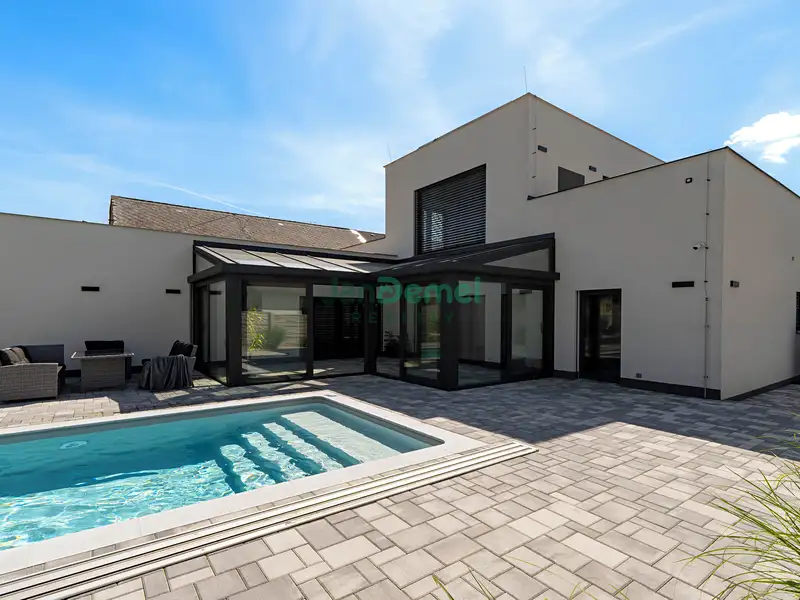 Prodej rodinného domu 199 m², pozemek 1598 m², Píšť – náhled fotky 1