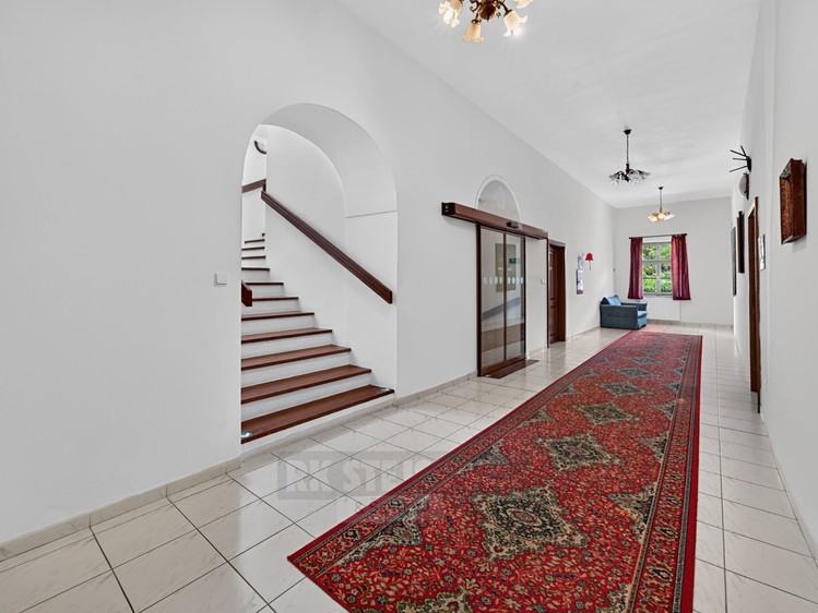 Комерційне приміщення на продаж, 1 750 м² (14 з 32)