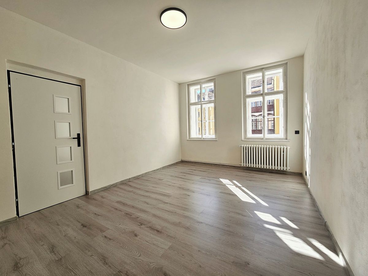 Pronájem bytu 4+1 100 m² – fotografie 4