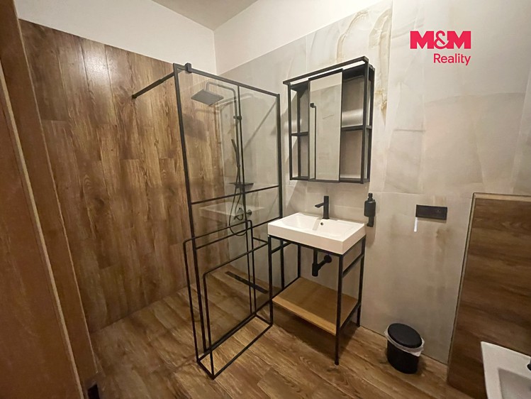 Pronájem bytu room, 25 m² (7 z 10)