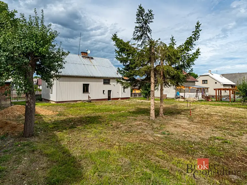 Prodej rodinného domu 151 m², pozemek 1025 m², Dolní Bousov – náhled fotky 2