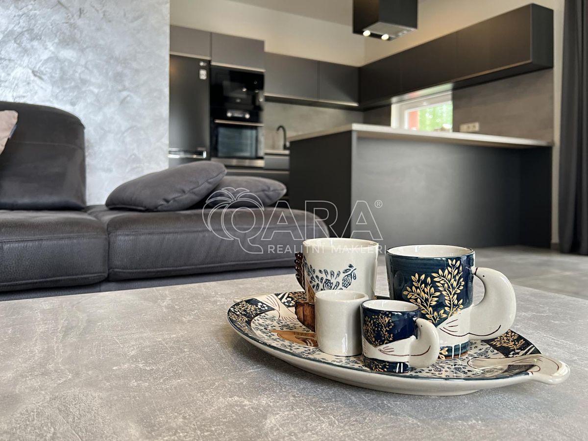 Pronájem rodinného domu 124 m², pozemek 76 m² – fotografie 3