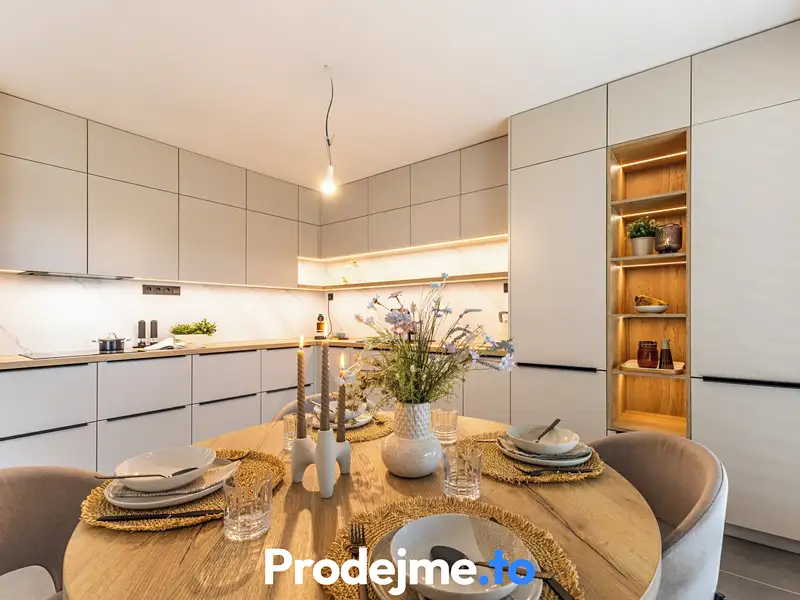 Prodej rodinného domu 136 m², pozemek 576 m², Branišovice – náhled fotky 1