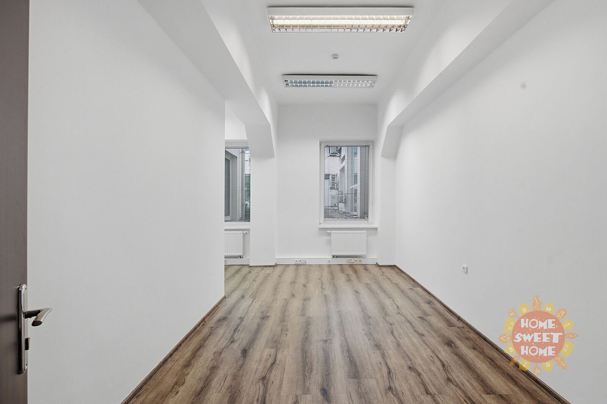 Pronájem kanceláře 20 m² – fotografie 2
