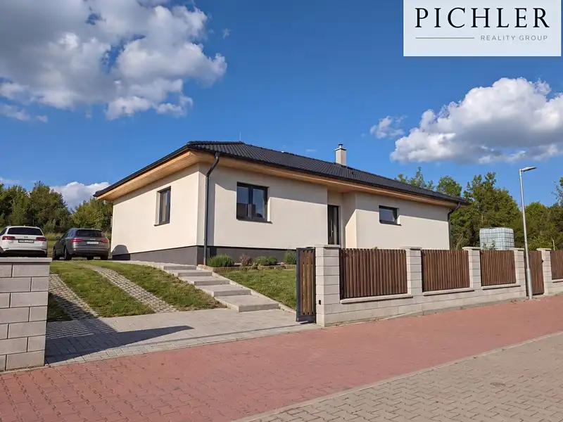 Prodej rodinného domu 114 m², pozemek 1068 m², Podbořany – náhled fotky 2