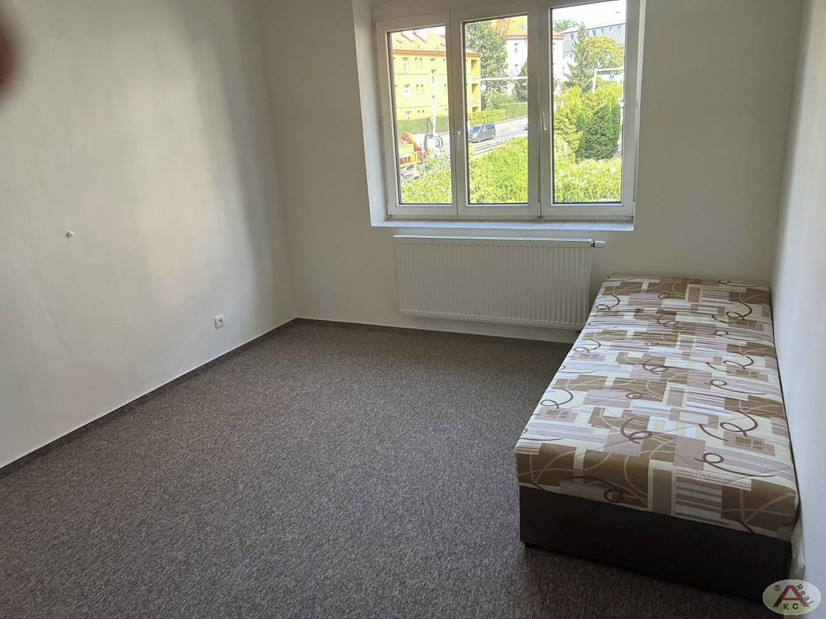 Pronájem bytu 2+1 54 m² – fotografie 3