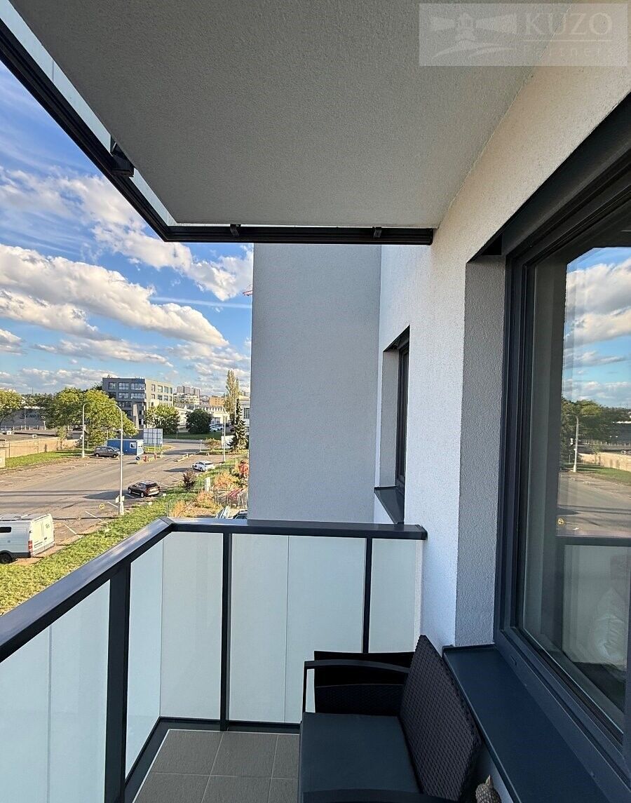 Prodej bytu 1+kk 7769 m² – fotografie 4
