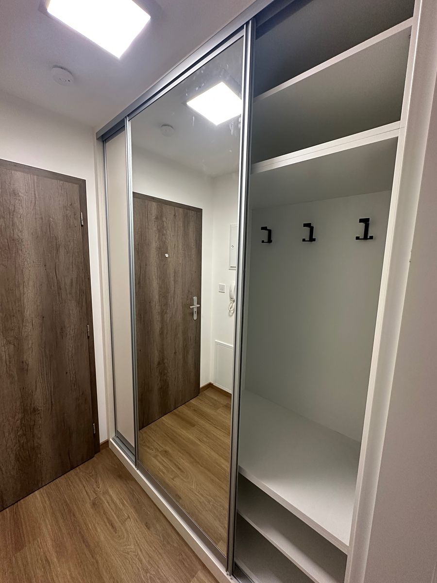 Pronájem bytu 1+kk 34 m² – fotografie 4