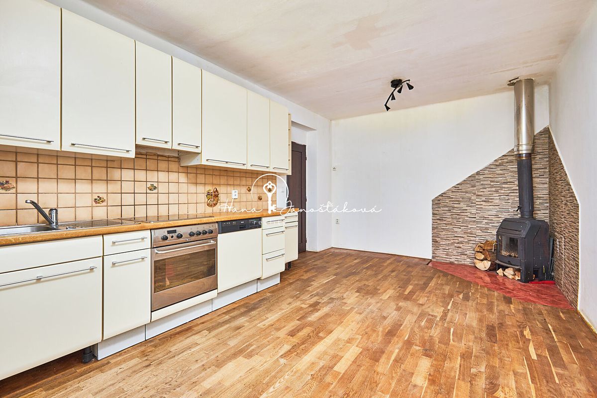 Prodej bytu 3+1 61 m²