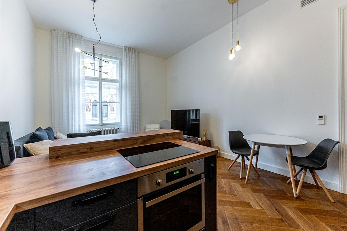Pronájem bytu 2+kk 72 m² – fotografie 4