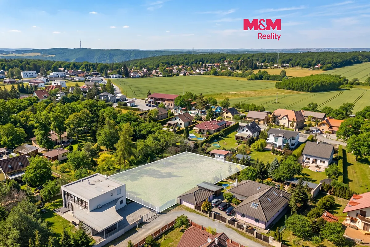 Prodej stavebního pozemku 1495 m²