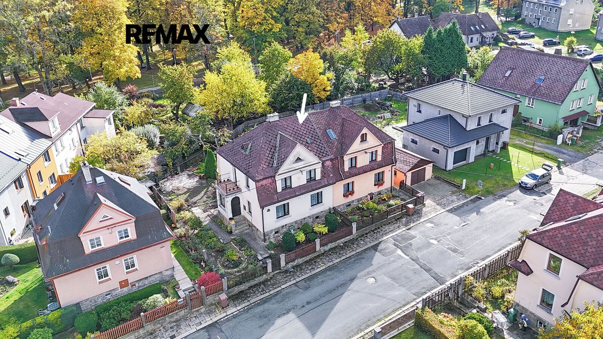 Prodej rodinného domu 160 m², pozemek 344 m² – fotografie 3