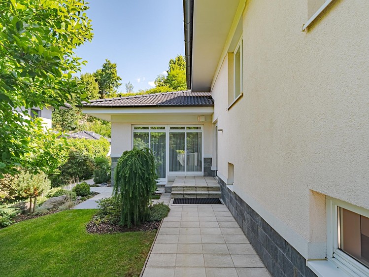 Pronájem domu, 241 m² (34 z 63)