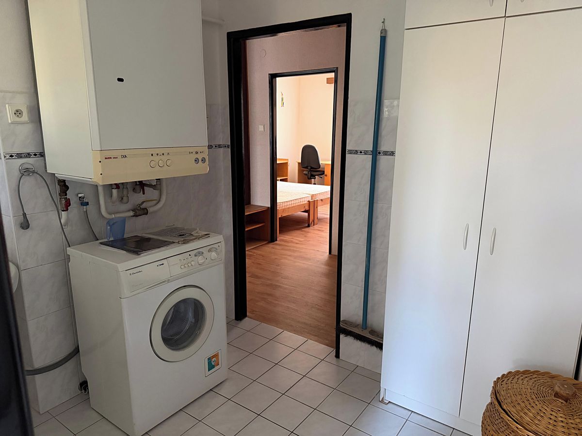 Pronájem bytu 3+1 86 m² – fotografie 4