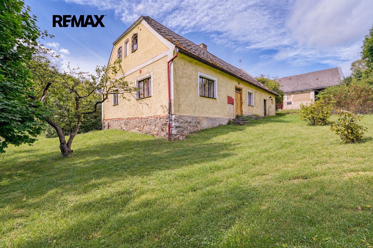 Prodej rodinného domu 82 m², pozemek 1605 m² – fotografie 2
