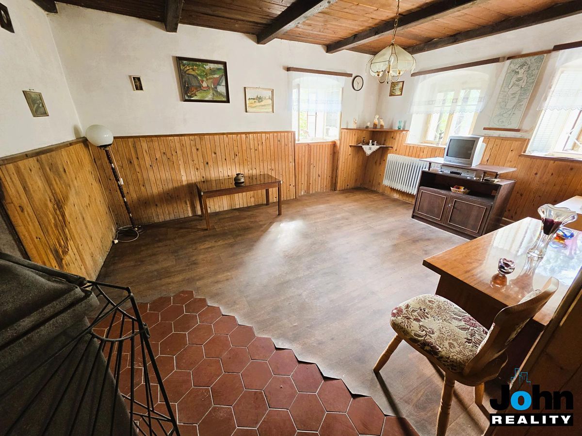 Prodej rodinného domu 160 m², pozemek 2306 m² – fotografie 5