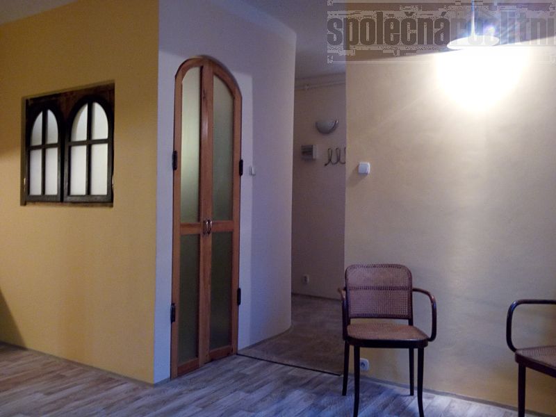 Pronájem bytu 2+kk 52 m² – fotografie 3