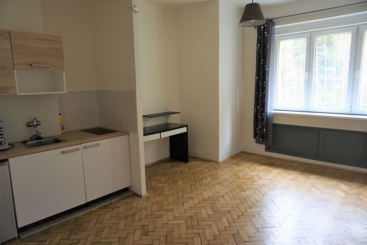 Pronájem bytu 1+kk 27 m²