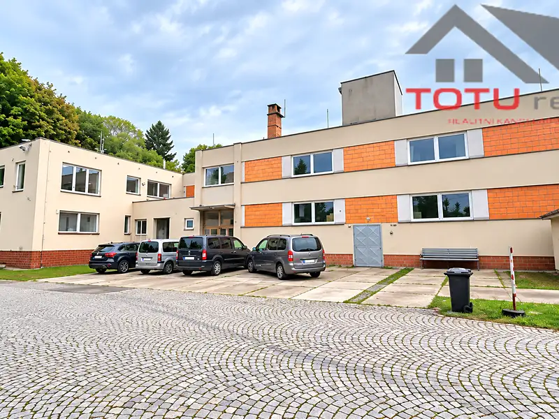 Prodej obchodního prostoru 1058 m², Kostelec nad Orlicí – náhled fotky 2
