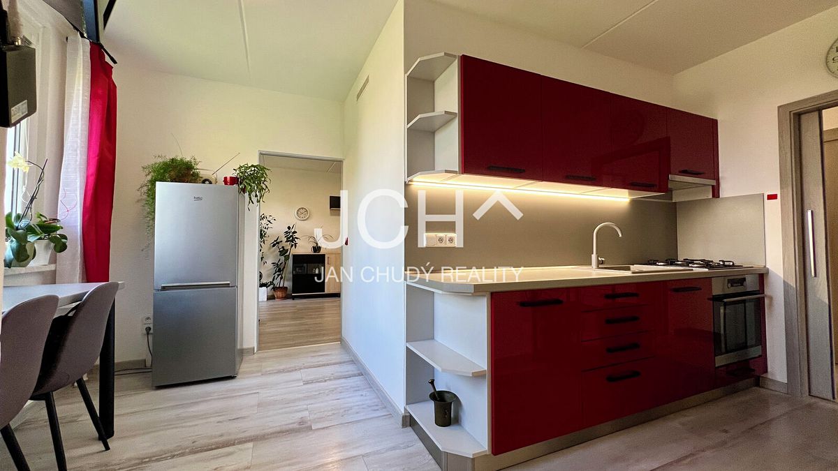 Prodej bytu 3+1 71 m² – fotografie 2