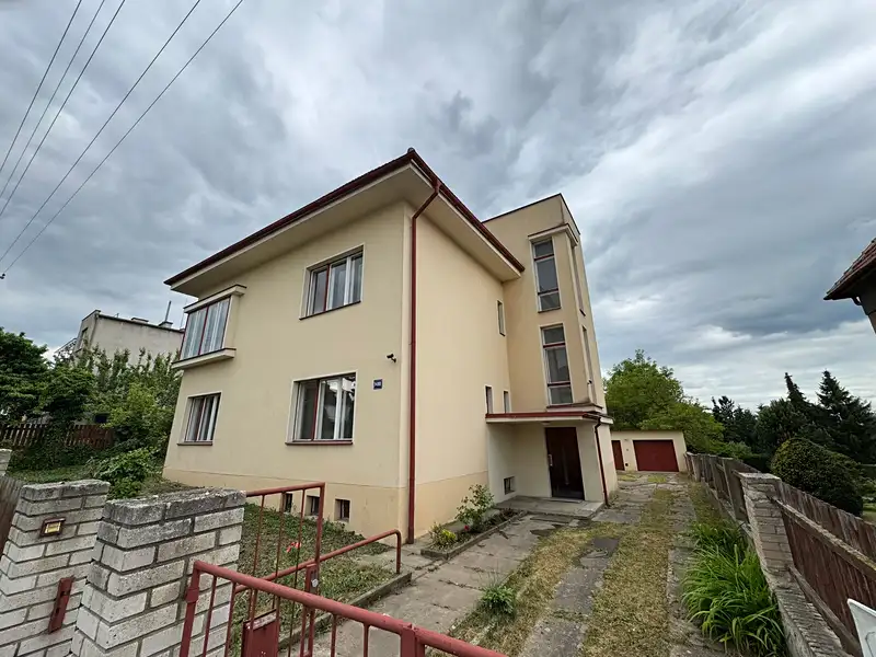 Prodej rodinného domu 320 m², pozemek 700 m², Roudnice nad Labem – náhled fotky 3