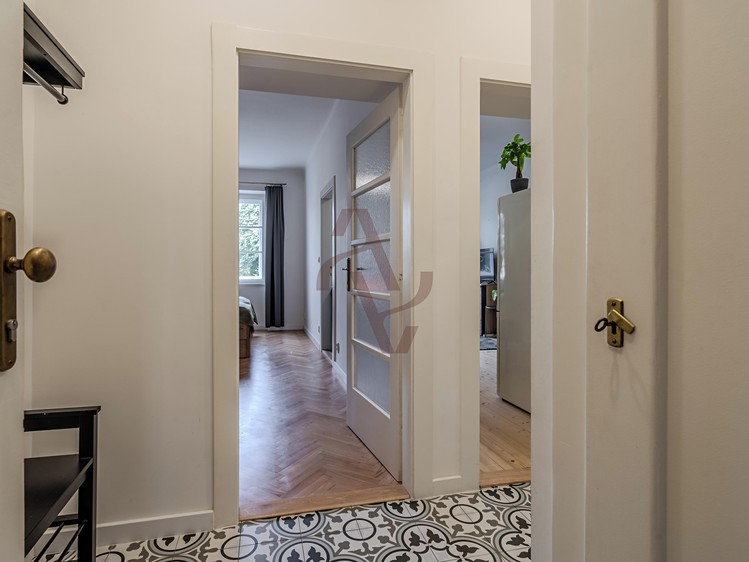 Pronájem bytu 2+kk, 40 m² (10 z 13)