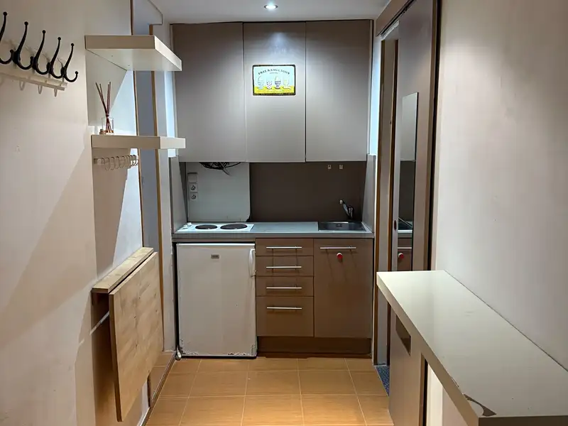 Prodej bytu 1+kk 36 m², Praha – náhled fotky 2