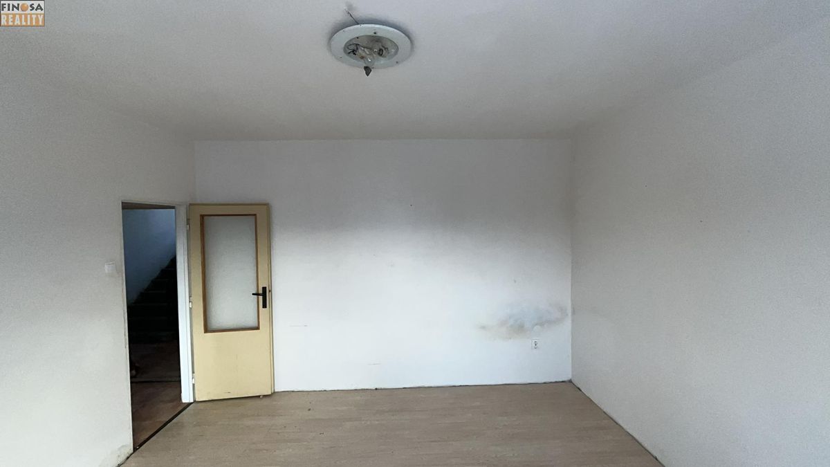 Pronájem bytu 1+1 30 m² – fotografie 4