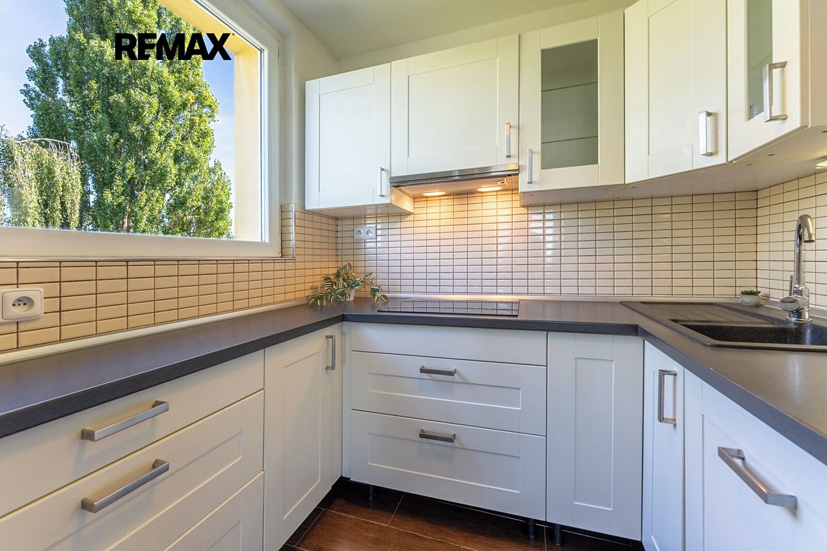 Pronájem bytu 3+kk 80 m²