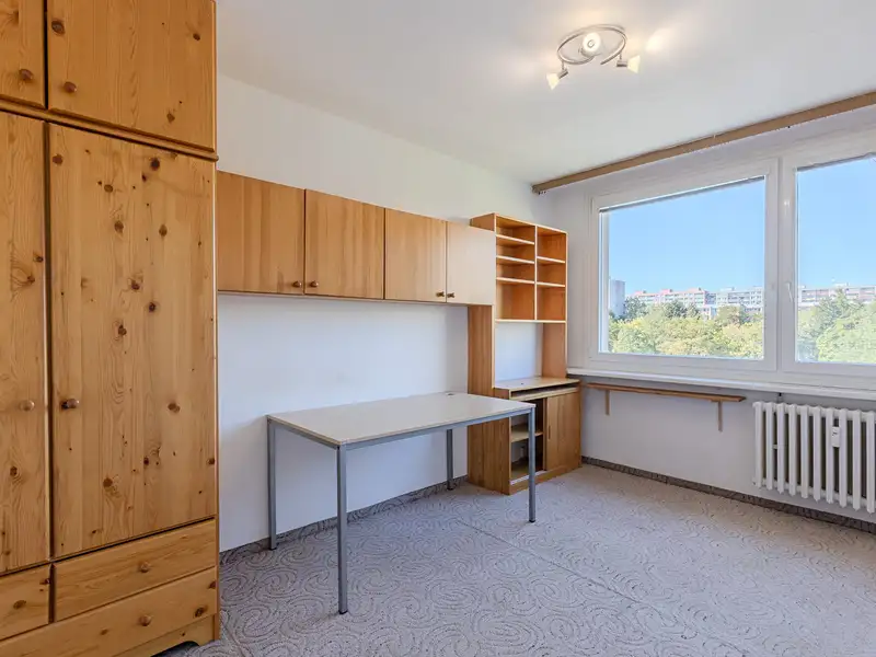 Prodej bytu 4+1 69 m², Praha – náhled fotky 1