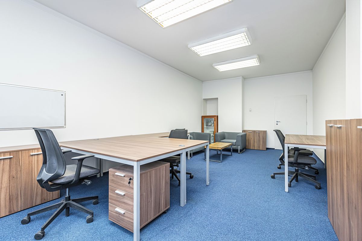 Pronájem kanceláře 32 m² – fotografie 3