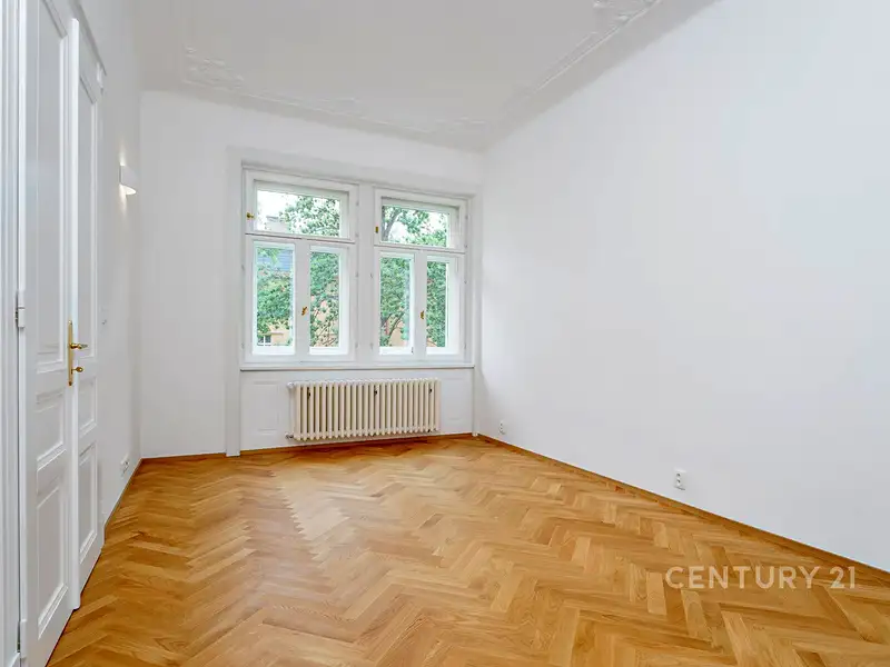 Pronájem bytu 2+kk 90 m², Praha – náhled fotky 2