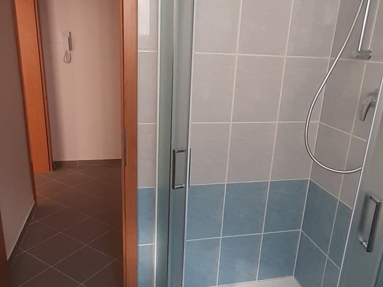 Квартира 2+kk в оренду, 39 м² (9 з 11)