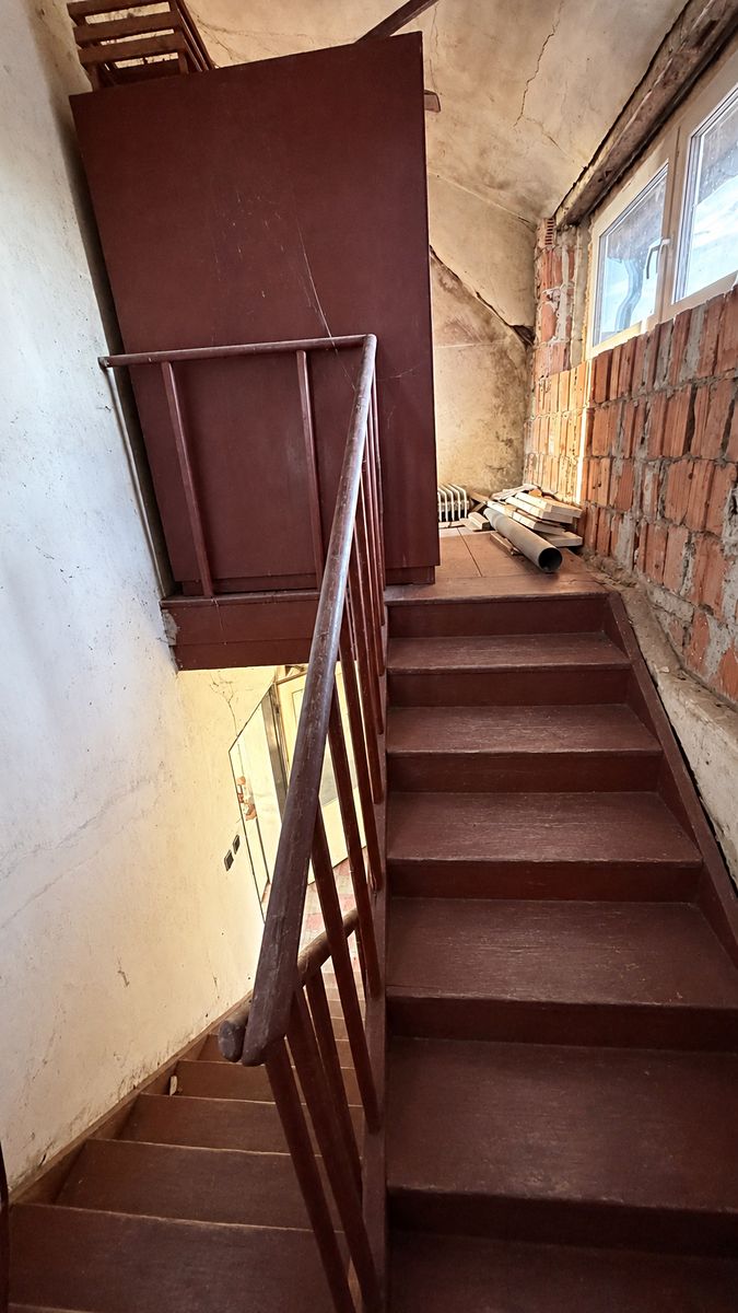 Prodej rodinného domu 364 m², pozemek 1339 m² – fotografie 4