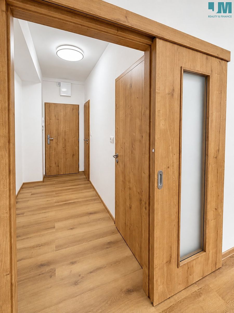 Pronájem bytu 2+1 56 m² – fotografie 2