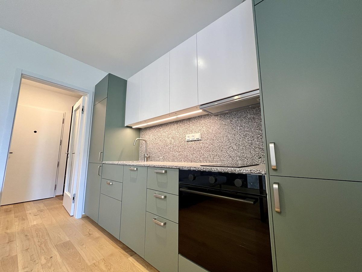 Pronájem bytu 1+kk 27 m² – fotografie 2