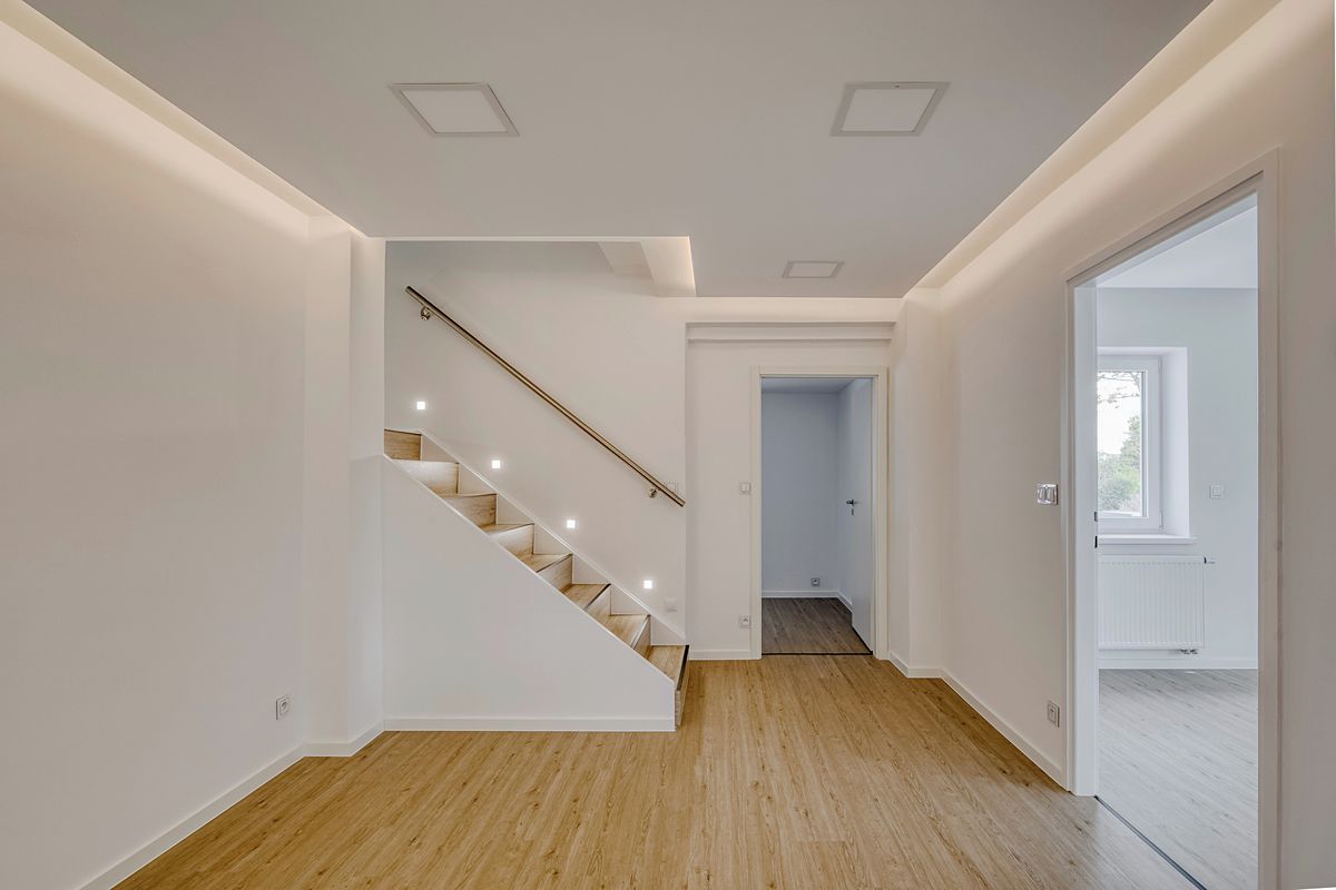 Pronájem kanceláře 200 m² – fotografie 3