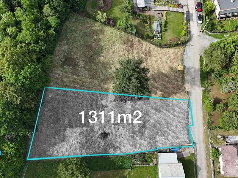 Prodej stavebního pozemku 1311 m², Krnov – náhled fotky 2
