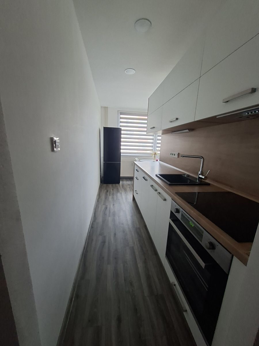 Pronájem bytu 2+1 60 m² – fotografie 5