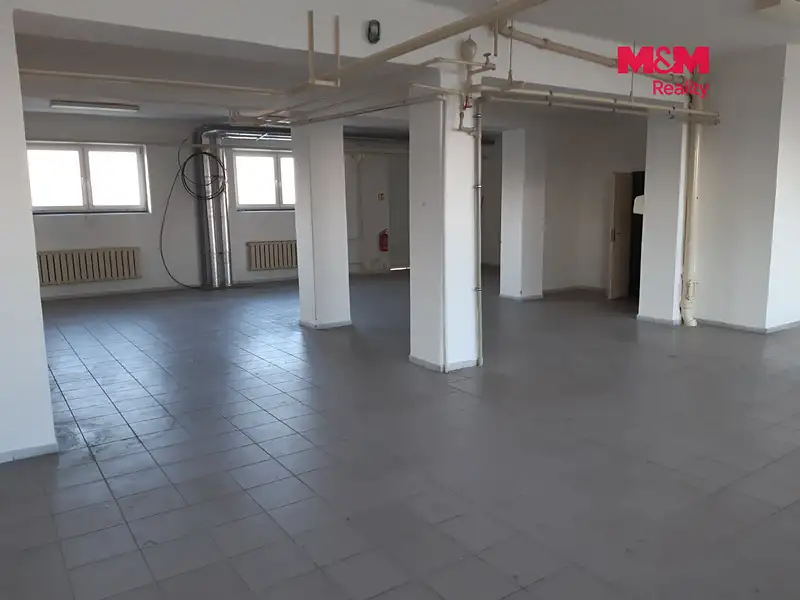 Pronájem výrobní haly, prostoru 134 m², Červený Kostelec – náhled fotky 2