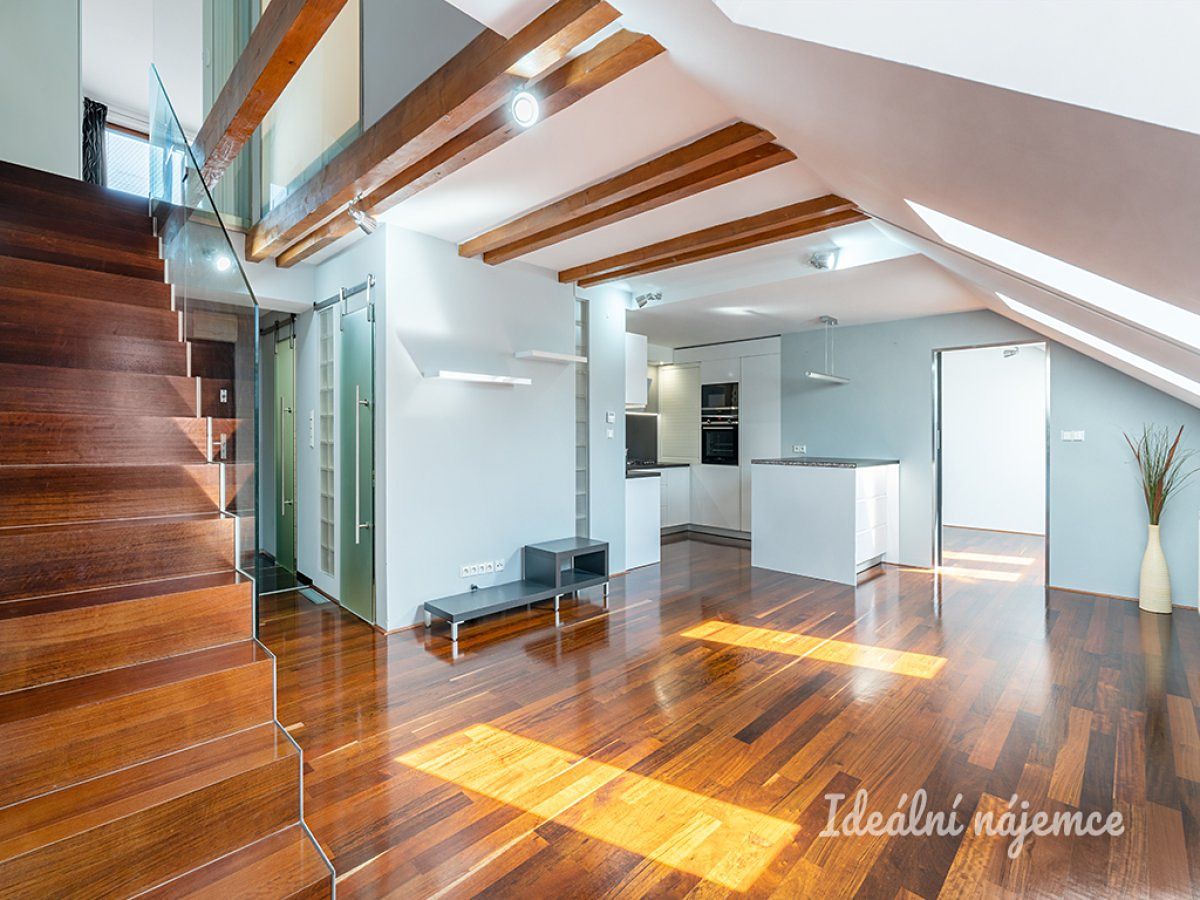 Pronájem bytu 3+kk 78 m²