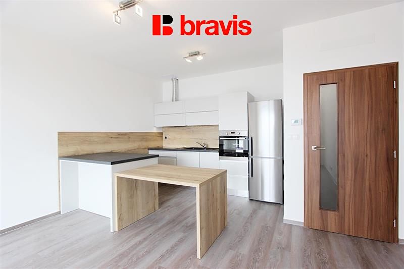 Pronájem bytu 2+kk 83 m² – fotografie 2