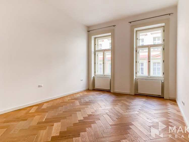 Pronájem bytu 3+kk, 97 m² (4 z 9)