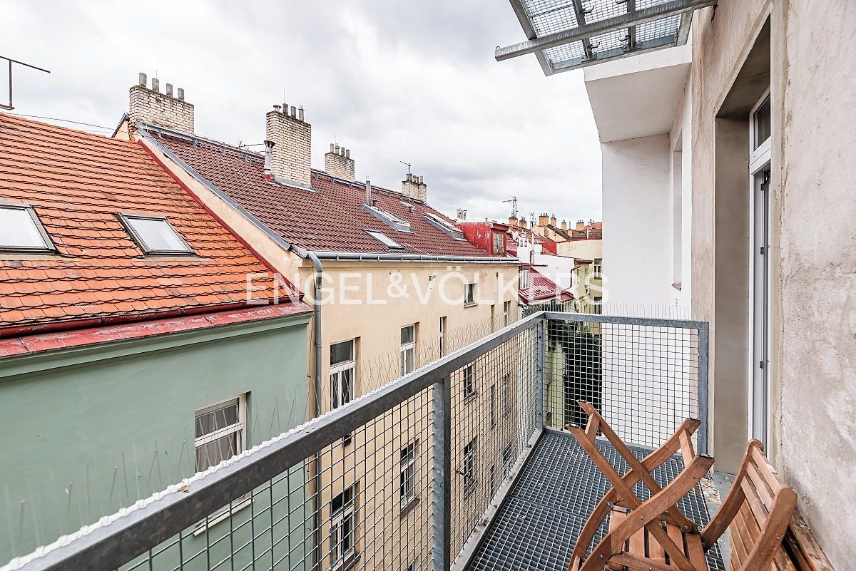 Pronájem bytu 2+kk 63 m² – fotografie 2