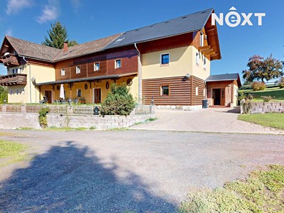 Prodej  rodinného domu 574 m², pozemek 3 300 m²
