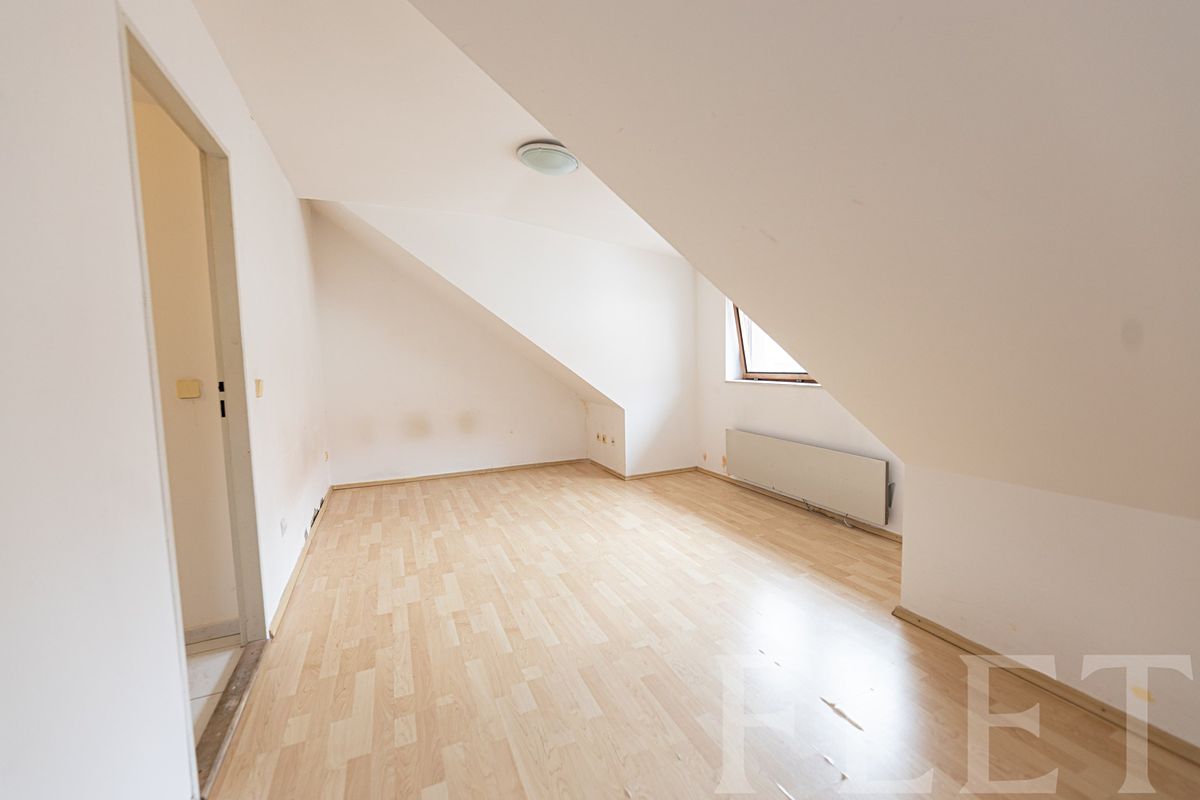 Pronájem bytu 1+1 42 m² – fotografie 3