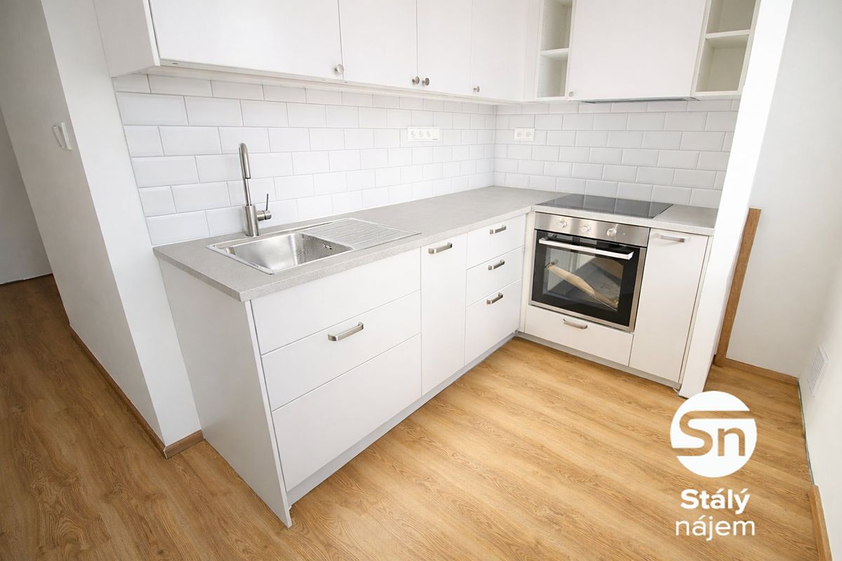 Pronájem bytu 1+1 35 m²