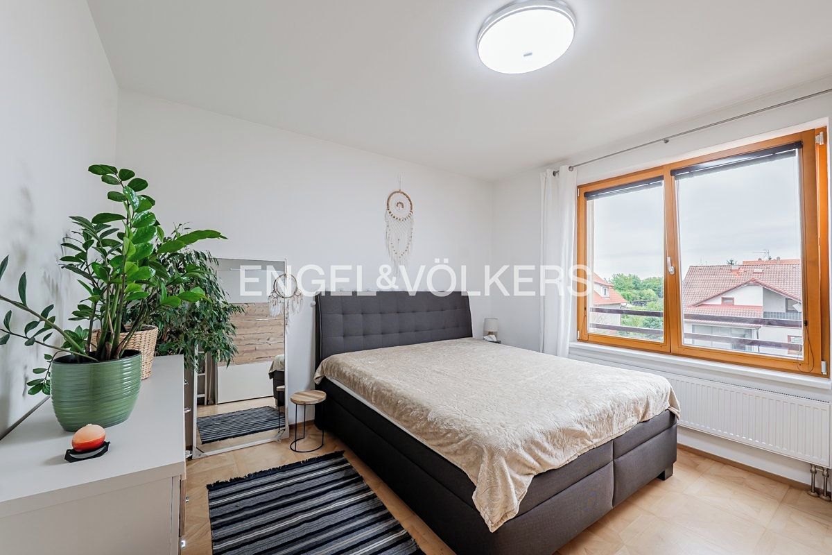 Pronájem bytu 2+kk 54 m² – fotografie 4
